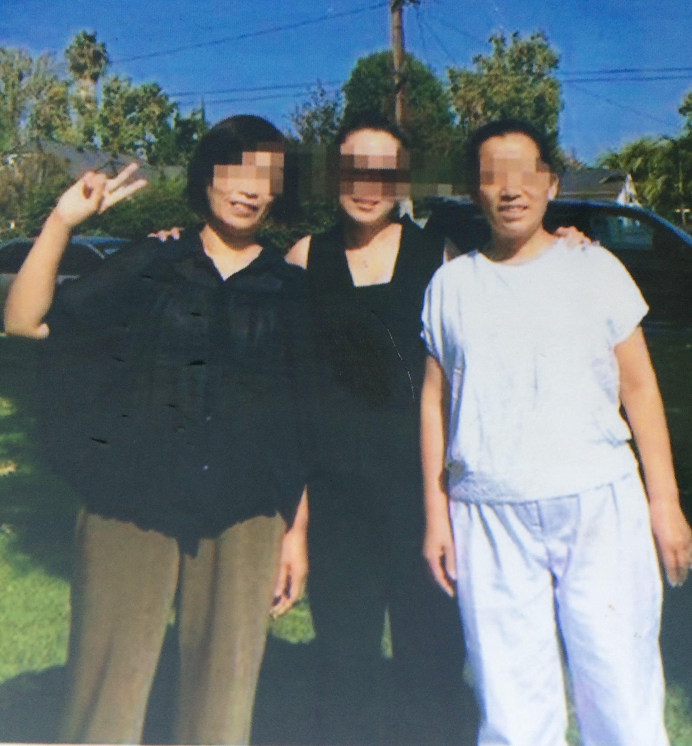 祝賀劉女士赴新加坡工作申請成功離境